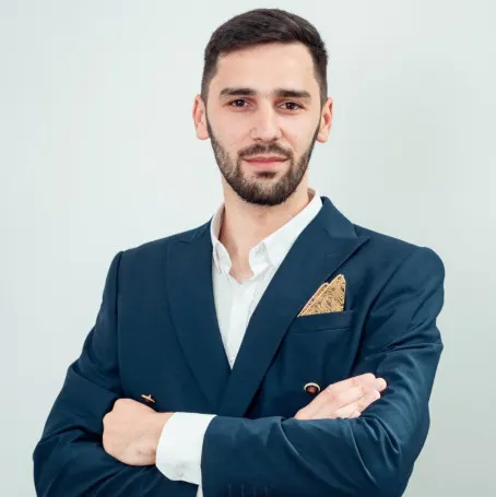 Agent Razvan Patache
