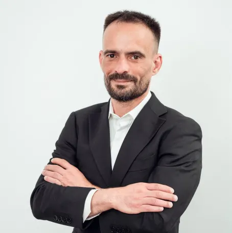 Agent Mihai Isachi
