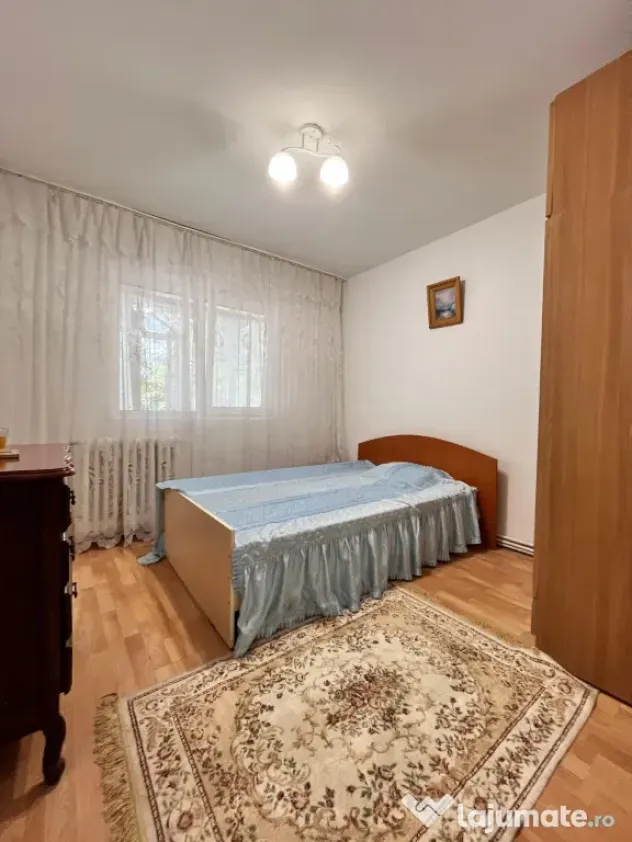Apartament de inchiriat, <span>2</span> camere, <span>decomandat</span>, <span>54</span> mp, <span>Galata</span>,  (Scoala generala Ion Simionescu)