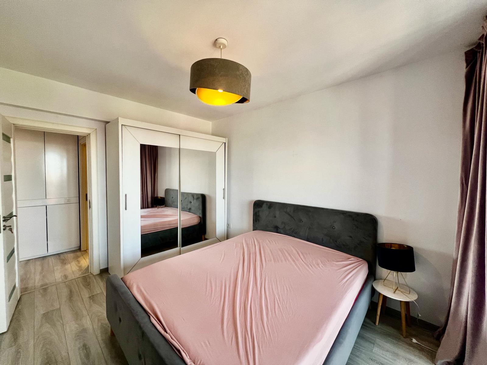 Apartament de inchiriat, <span>2</span> camere, <span>semidecomandat</span>, <span>40</span> mp, <span>Valea Lupului</span>,  (Strada Nufarului)