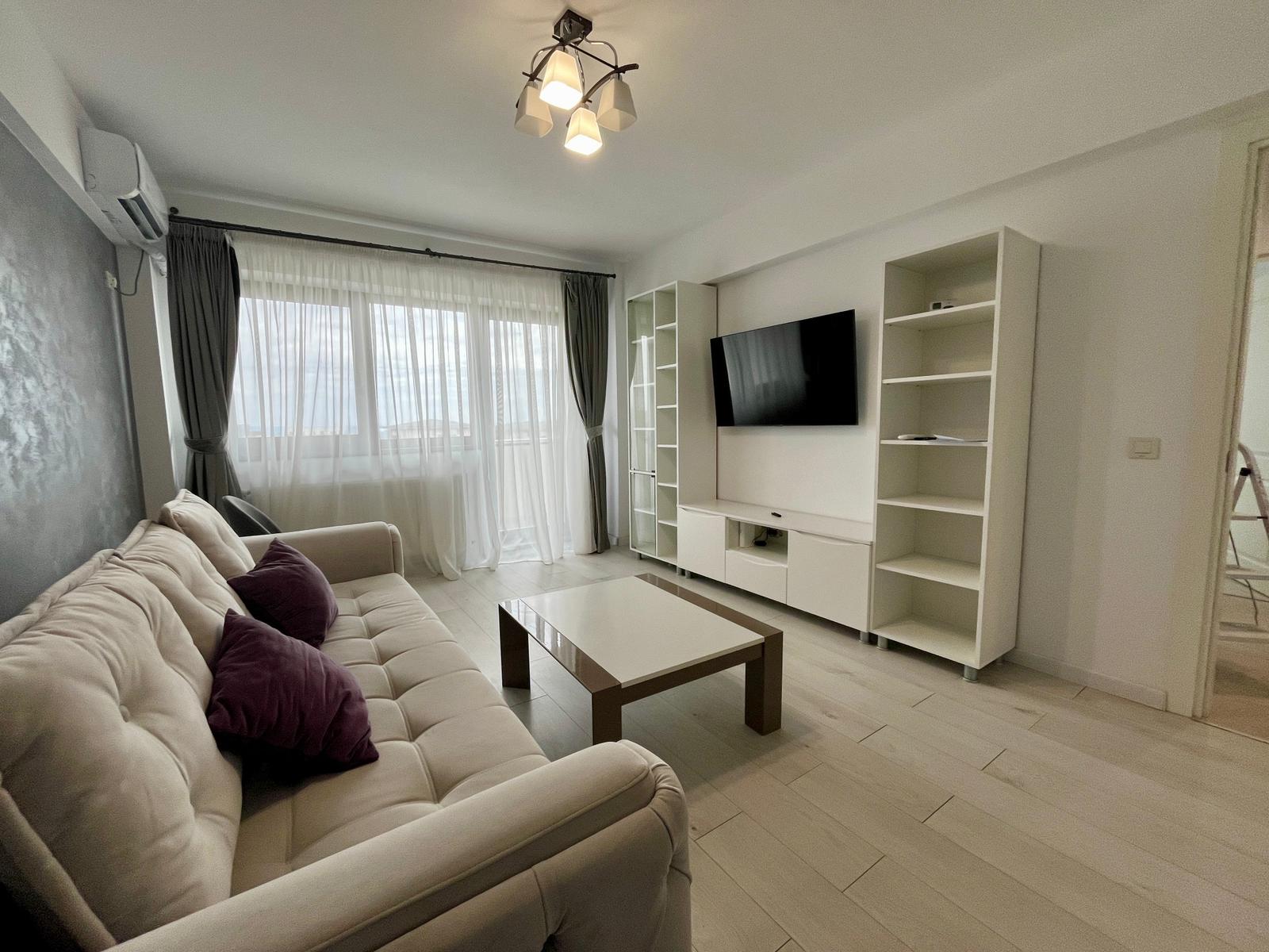 Apartament de inchiriat, <span>3</span> camere, <span>decomandat</span>, <span>74</span> mp, <span>Galata</span>,  (Sos.Voinesti)