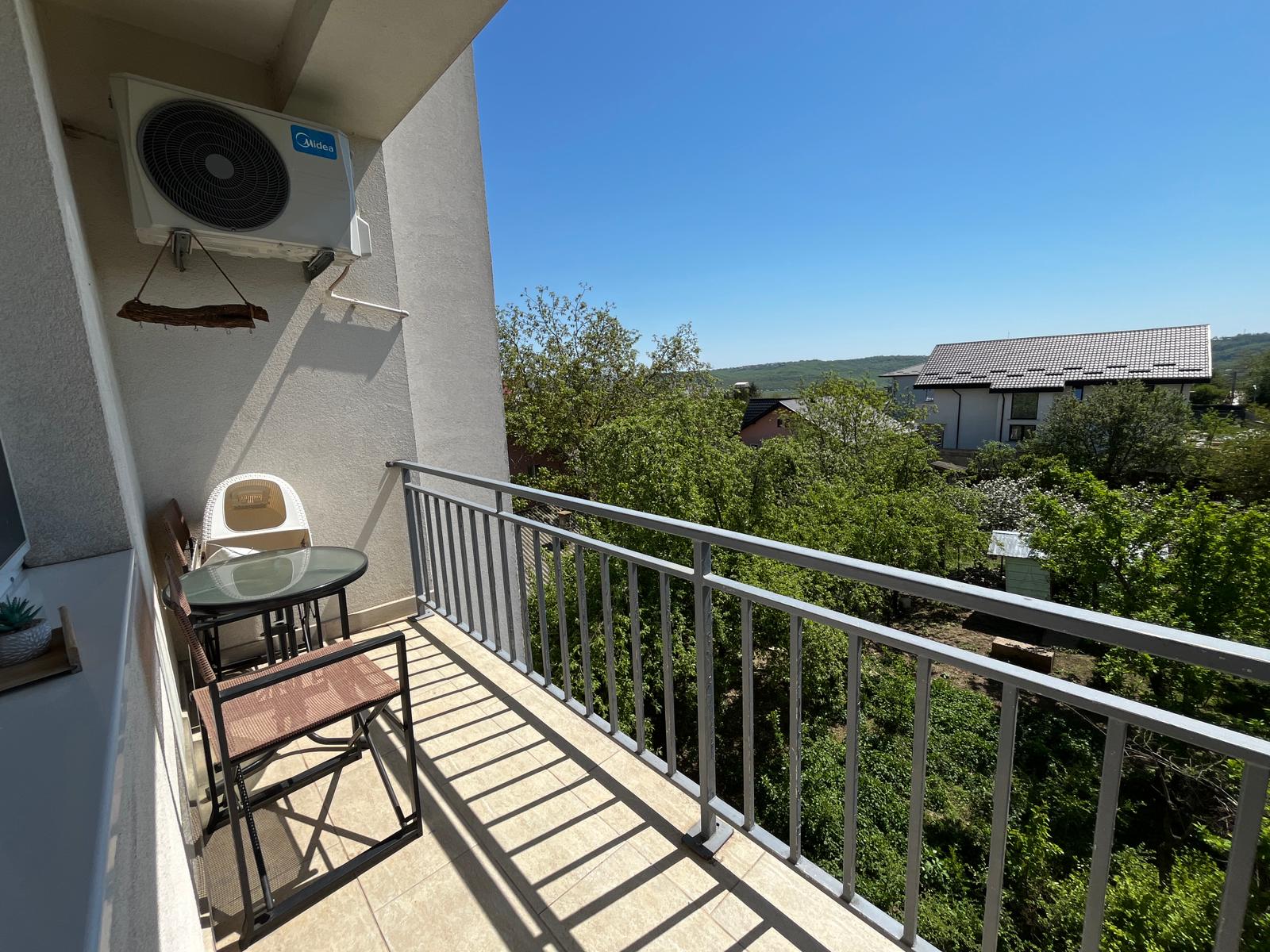 Apartament de inchiriat cu 3 camere in Iasi, zona Valea Lupului - Poza 16